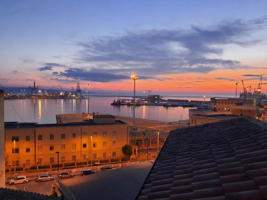 La Finestra Sul Porto Apartment Ancona Ngoại thất bức ảnh